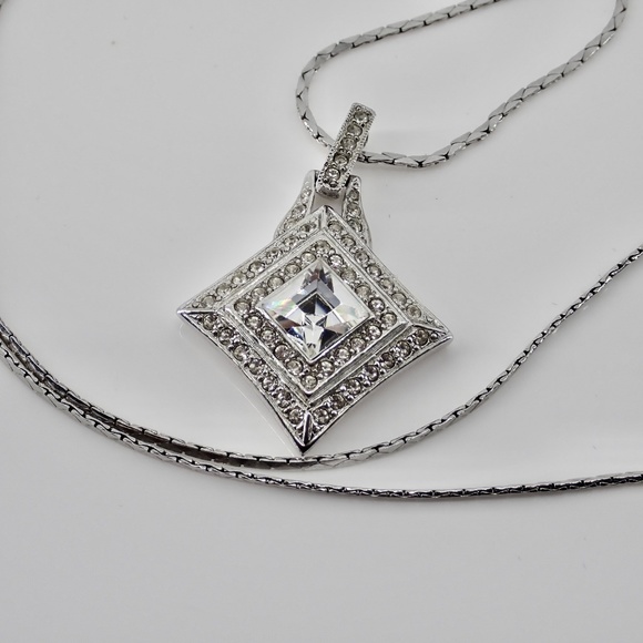 Crown Trifari Signed Square Silver Tone Rhinestone Pendant on Serpentine Chain 2 - Picture 11 of 13